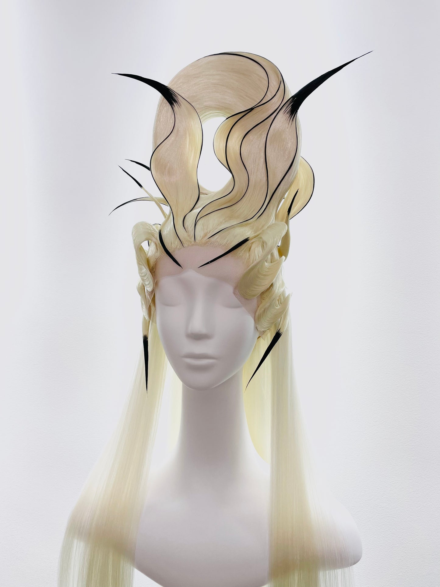Blonde Sword